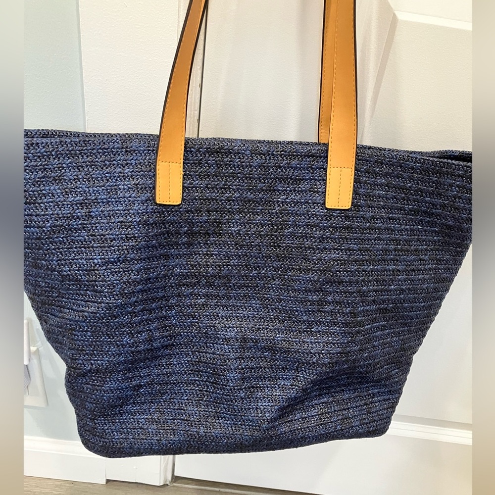 NWT Vera Bradley Front Pocket Straw Tote bag - Picture 7 of 9